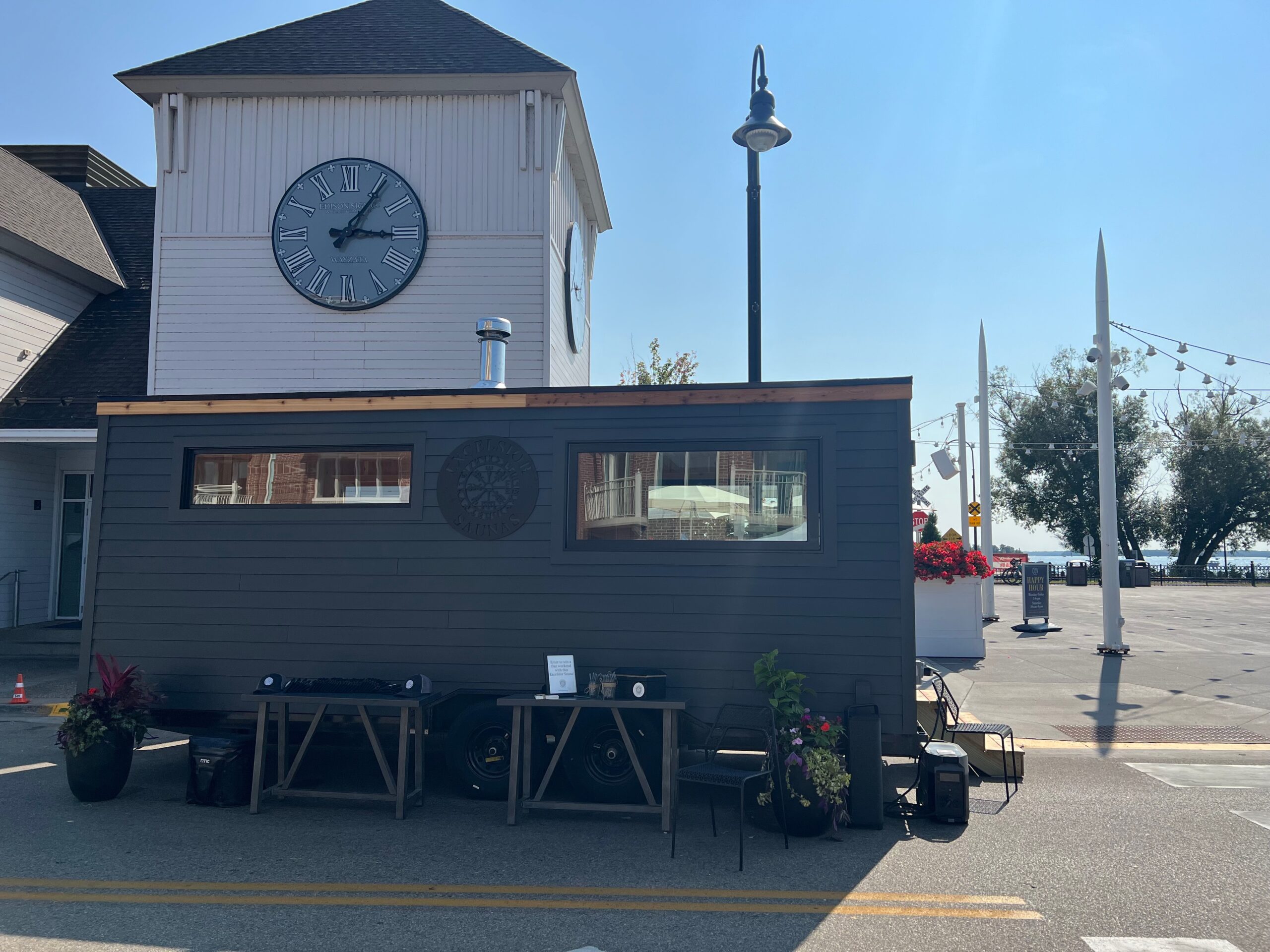 Mobile Sauna Exterior